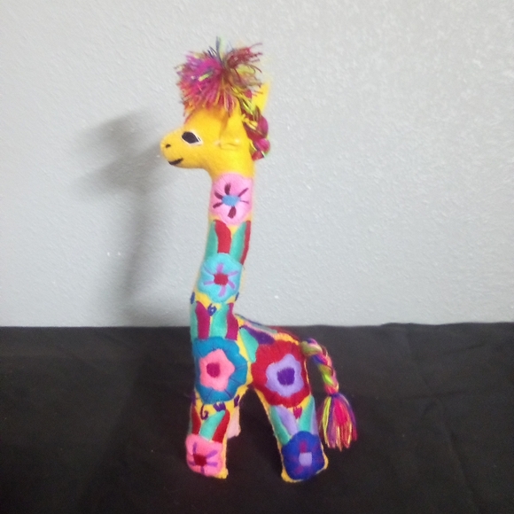 Colorful Plush Giraffe Toy ( Box ED ) - Picture 1 of 4